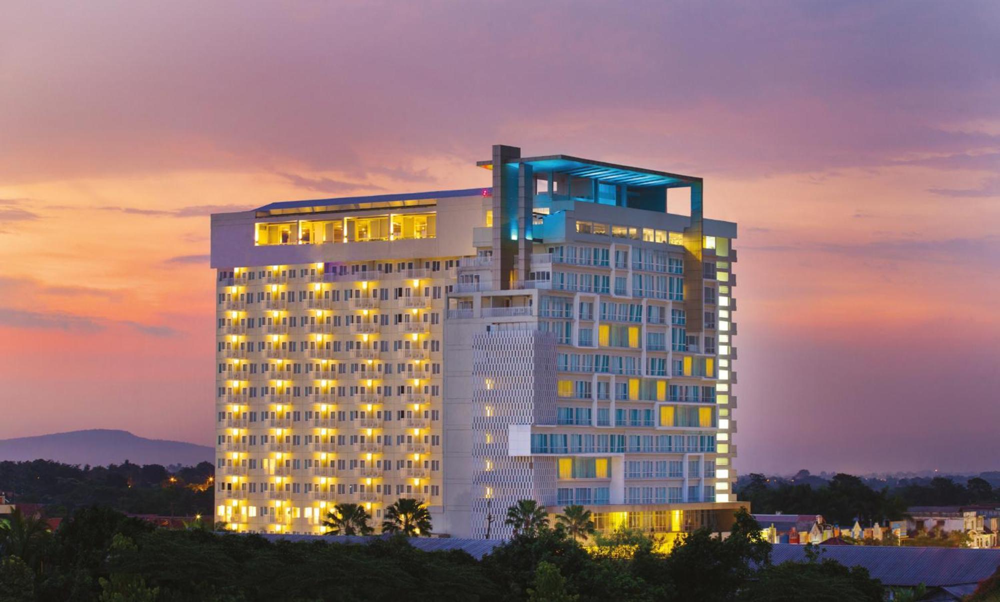 Swiss-Belcourt Bogor Hotell Eksteriør bilde